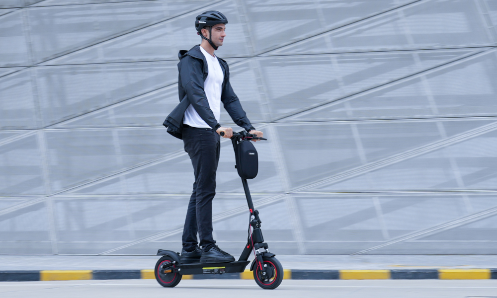 2025 Campus Commute Revolution: Why iScooter Electric Scooter Outshines Bikes & E-Bikes for Students